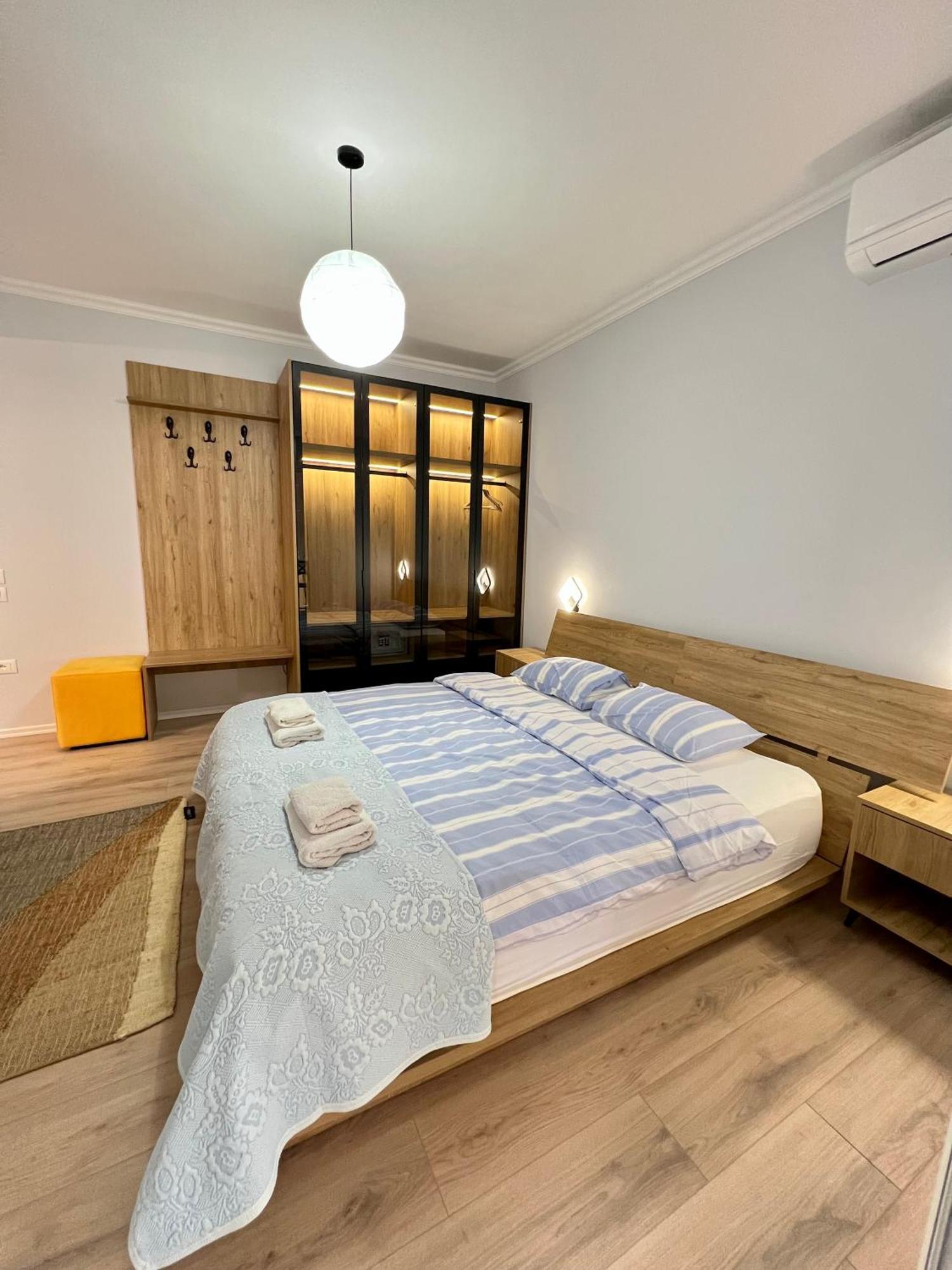Apartment Dream 02